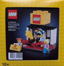 LEGO La Défense Grand Opening (5009625-1)