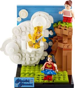 LEGO Wonder Woman (77906-1)