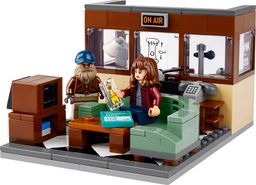 LEGO Stranger Things: WSQK Radio Station (40891-1)