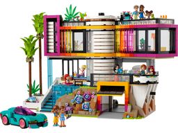 LEGO Andrea's Modern Mansion (42639-1)
