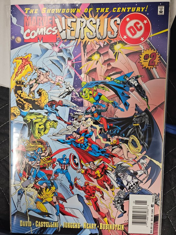 Marvel versus DC / DC versus Marvel