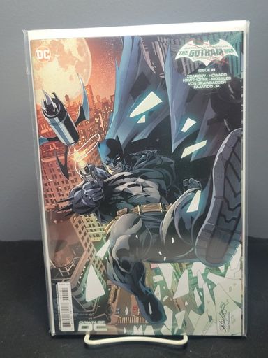 Batman / Catwoman: The Gotham War: Scorched Earth #1