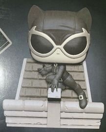 Catwoman (Jim Lee Deluxe) (Black &amp; White)
